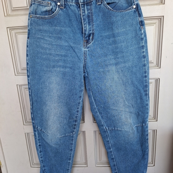 Mele N Pele Jeans Junior SZ01 Back Seam Spliit Hem 5 Pocket Style Zip Good Shape - Picture 9 of 9
